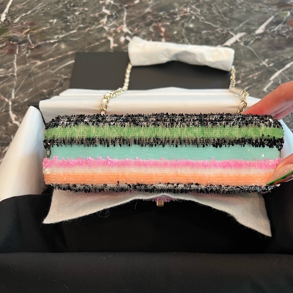 SOLD ON TRADESY ❗️ CHANEL MINI FLAP BAG SEQUINS & GOLD-TONE METAL MULTICOLOR - Picture 6 of 12